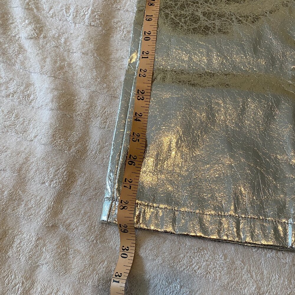 Fun silver pants - Picture 12 of 15